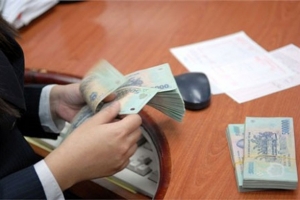 Nhiều ngân hàng giảm mạnh lãi suất tiền gửi kỳ hạn dưới 6 tháng