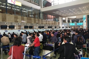 Hôm nay sân bay Nội Bài sẽ đón hơn 2000 hành khách về nước