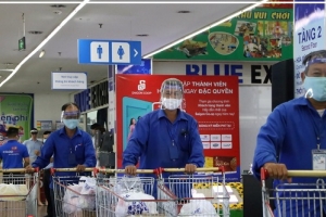 Giữa đại dịch Covid-19, siêu thị tăng cường dịch vụ “đi chợ hộ”