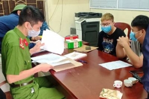 Huyện Vĩnh Tường (Vĩnh Phúc): Sẽ phạt nặng 4 đối tượng tụ tập uống rượu tại nhà công dân cách ly