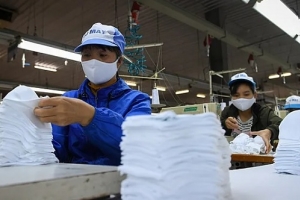 Tổng công ty May 10: Sản xuất khẩu trang - Bước chyển nhanh trong thời Covid-19