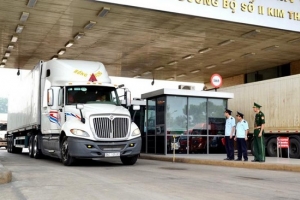 Vận chuyển hàng hóa xuất nhập khẩu theo nguyên tắc “cố định người không cố định xe”