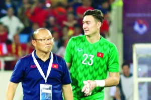 5 gương mặt có thể thay thế Đặng Văn Lâm tại AFF Cup 2020