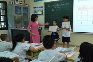 Hà Nội: Đề xuất cho học sinh trở lại trường theo 4 giai đoạn