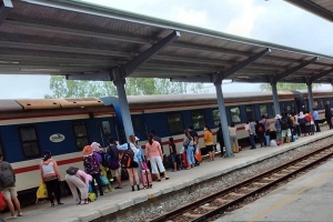 Đảm bảo an toàn đường sắt trong dịp lễ 30/4