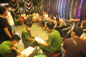 Đắk Nông: Triệt phá tụ điểm ma túy quán karaoke gồm 24 nam, nữ, mở tiệc sinh nhật với ma túy