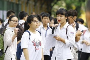 Hà Nội thảo luận mức thu học phí với bậc mầm non và phổ thông công lập năm học mới