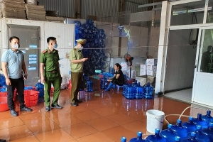 Đội QLTT số 3 (Lạng Sơn): Kiểm tra, xử lý 2 cơ sở kinh doanh vi phạm về ATTP