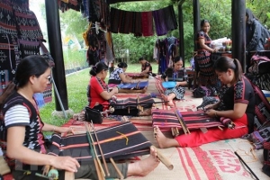 Giải pháp cho phát triển làng nghề