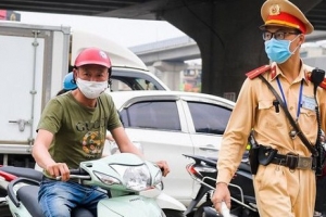 Chi tiết mức phạt đối với người không mang theo các loại giấy tờ xe khi tham gia giao thông