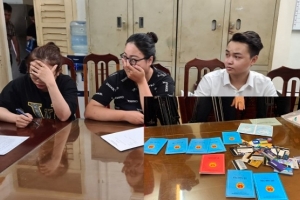 Hà Nội: Triệt phá đường dây chuyên làm giả giấy tờ để vay ngân hàng
