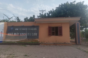 Doanh nghiệp- doanh nhân: Đừng để lợi ích nhóm thâu tóm 'đất vàng'?