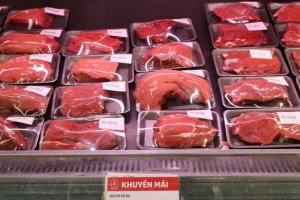 Giá cả thị trường 4/6: Siêu thị mạnh tay giảm giá thịt bò, thịt gà, hải sản