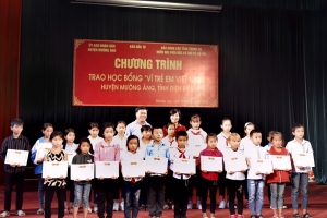 SeABank trao tặng nhà cho hộ nghèo và học bổng khuyến học cho trẻ em khó khăn tại Điện Biên