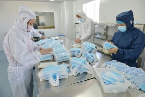 Doanh nghiệp mất tiền tỷ vì ‘cò’ khẩu trang