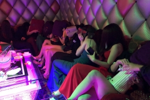 Thanh Hóa: Triệt phá đường dây ép thiếu nữ phục vụ tại các quán karaoke