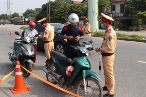 Phú Thọ: Một tháng ra quân tổng kiểm soát giao thông, lực lượng CSGT phát hiện trên 7.000 phương tiện vi phạm
