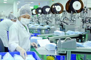 IMF dự báo kinh tế toàn cầu giảm 4,9% trong năm 2020