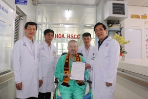 Báo thế giới ca ngợi Việt Nam trong việc cứu sống bệnh nhân 91