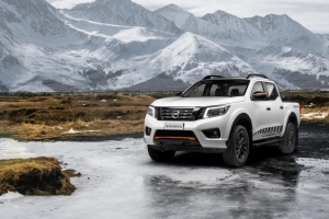 Nissan Việt Nam chính thức ra mắt phiên bản Navara Black Edition A-IVI