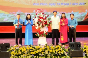 Liên đoàn lao động tỉnh Vĩnh Phúc: Tuyên dương 216 điển hình tiên tiến