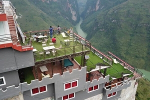 Nhà hàng Panorama trên đèo Mã Pì Lèng được cải tạo theo thiết kế mới