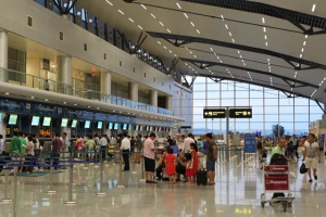 Du khách mắc kẹt sẽ rời Đà Nẵng bằng 2 chuyến bay đi Hà Nội và TP. HCM