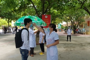 Phú Thọ: Phòng dịch chặt chẽ, 13.808 thí sinh yên tâm đến trường làm thủ tục