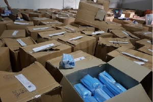 TP.HCM: Tạm giữ gần 900.000 chiếc khẩu trang không rõ nguồn gốc ở quận 4