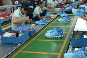 7 tháng đầu năm, nhập khẩu nguyên liệu dệt may, da giày hơn 12 tỷ USD