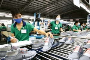 Xuất khẩu nhóm hàng giày dép giảm 8,25% so với cùng kỳ