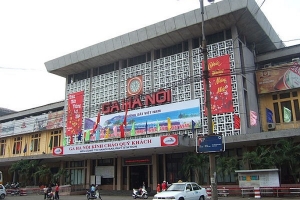 Hà Nội ra thông báo khẩn tìm người lái xe ô tô chở người mắc Covid-19