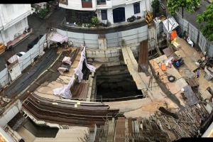 Thủ tướng yêu cầu kiểm tra, giải quyết vụ nhà phố làm 4 tầng hầm ở Hà Nội