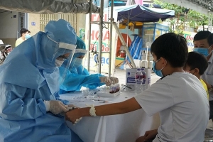 Thêm 2 chuyên gia nước ngoài khỏi bệnh Covid-19