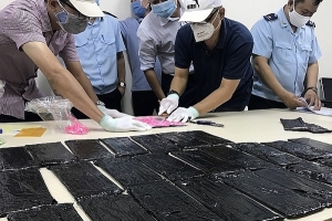 Phát hiện nhiều hàng hóa vi phạm qua luồng xanh, vàng