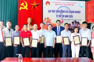 Vĩnh Phúc: Vinh danh 14 doanh nghiệp vì trẻ em năm 2020