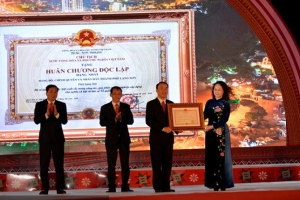 TP. Lạng Sơn vinh dự đón nhận Huân chương Độc lập hạng Nhất