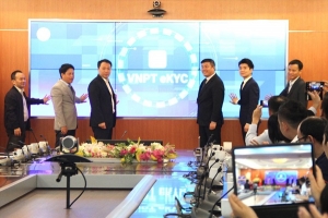 Ra mắt nền tảng định danh điện tử VNPT eKYC