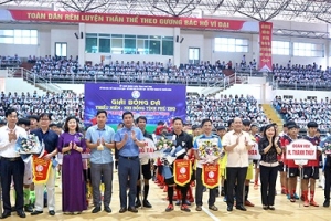 Phú Thọ: Khai mạc Giải Bóng đá Thiếu niên - Nhi đồng tỉnh Cúp Truyền hình - VNPT năm 2020