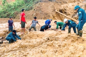 Bão số 9: 70 người chết và mất tích