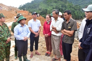 Thừa Thiên Huế: Đưa thân nhân người bị nạn vào trực tiếp Rào Trăng 3