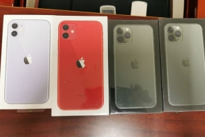 Thu giữ hàng chục chiếc điện thoại di động iphone trong chiến dịch truy quét điện thoại 'lậu' tại TP.HCM