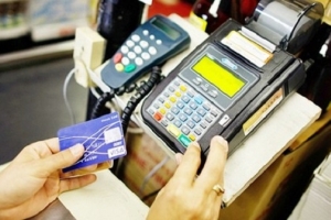 TPHCM: Nhiều nơi chưa chấp nhận thực hiện thanh toán không dùng tiền mặt