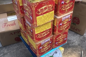 Bắt 5 đối tượng tàng trữ, vận chuyển hơn 3,4 tấn pháo hoa trái phép