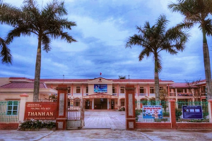 Hơn 30 học sinh ở Hải Dương nhập viện sau bữa ăn bán trú