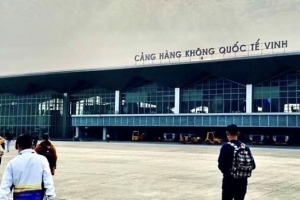 Đóng cửa 5 sân bay do ảnh hưởng của bão số 13