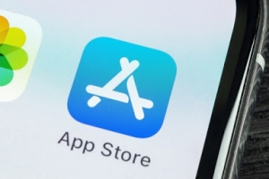 Apple thu 15% phí Apple Store cho các nhà phát triển từ 1/1/2021