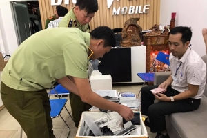 Phát hiện cửa hàng kinh doanh nhiều điện thoại di động Iphone và Ipad không có hóa đơn, chứng từ