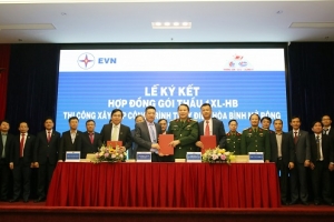 Ký kết Gói thầu 1XL-HB “Thi công xây lắp công trình thủy điện Hòa Bình mở rộng”