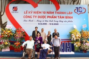 CEO Dược phẩm Tâm Bình chữa bệnh miễn phí cho người nghèo